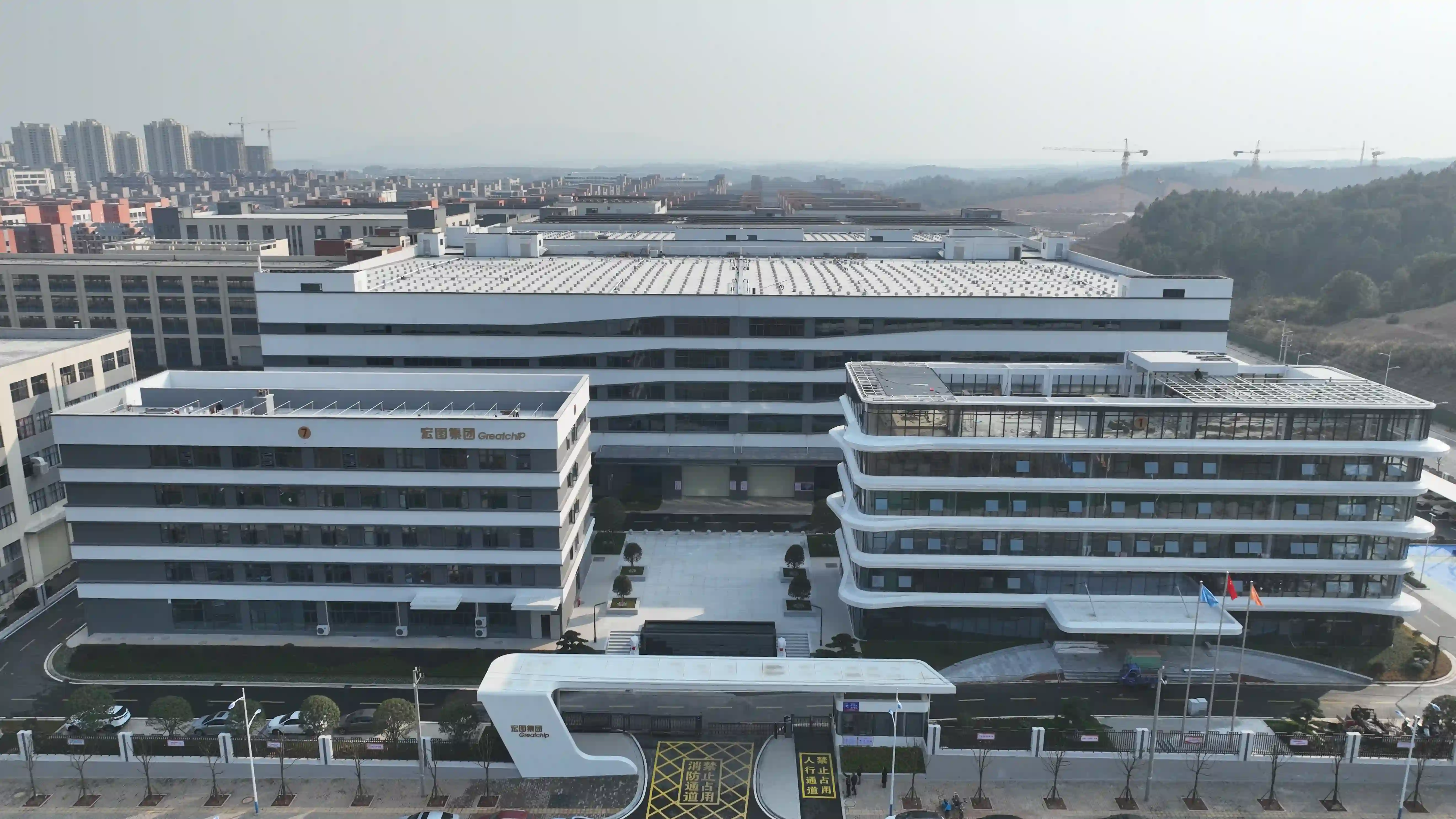 正在上传... 新工厂1.webp