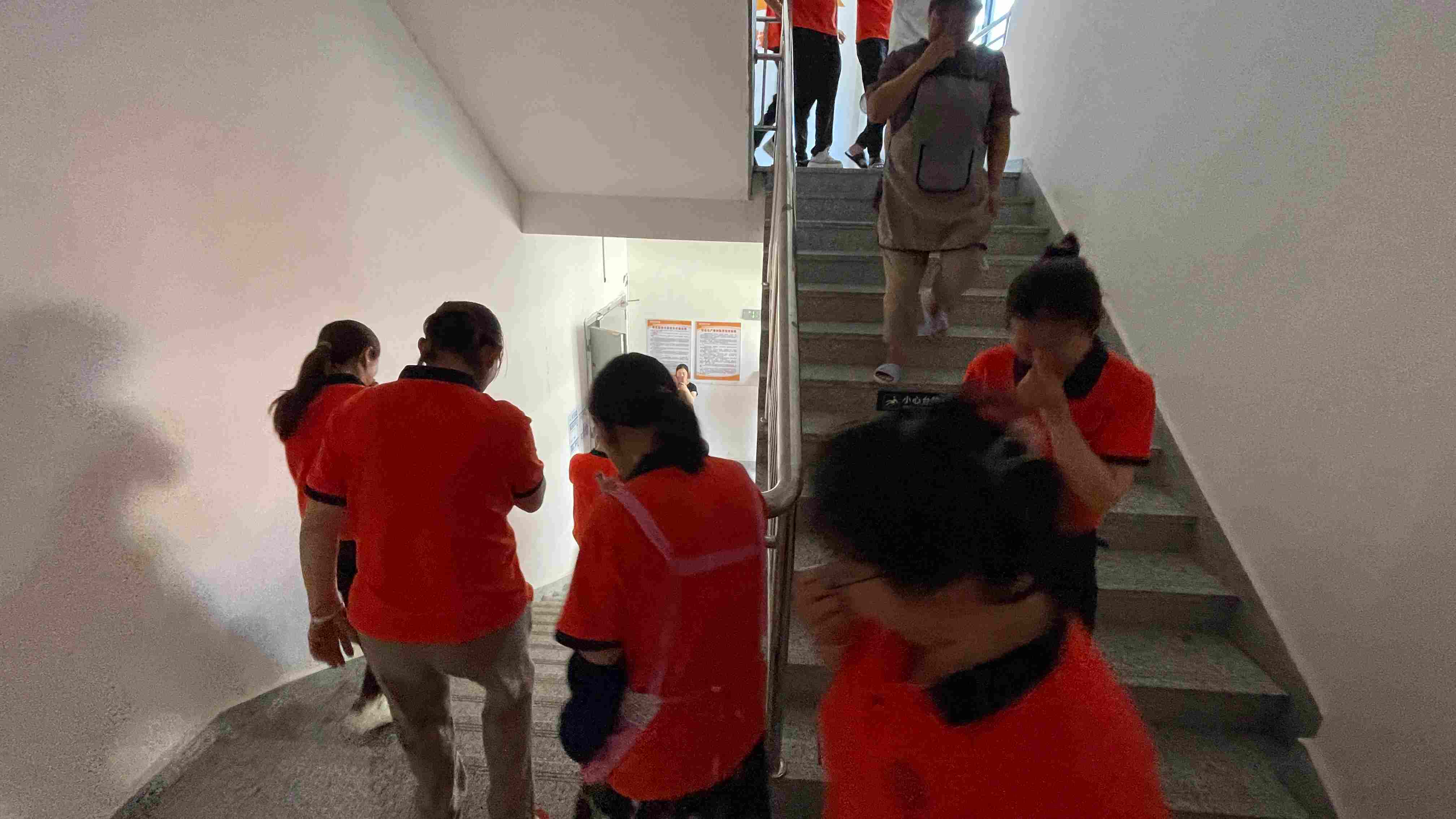 正在上传... 微信图片_20260611191646_132_268.jpg